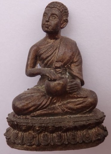 รูปหล่ออุปคุตจกบาตร 3องค์ สวยๆ ไม่ทราบที่ เคาะเดียว