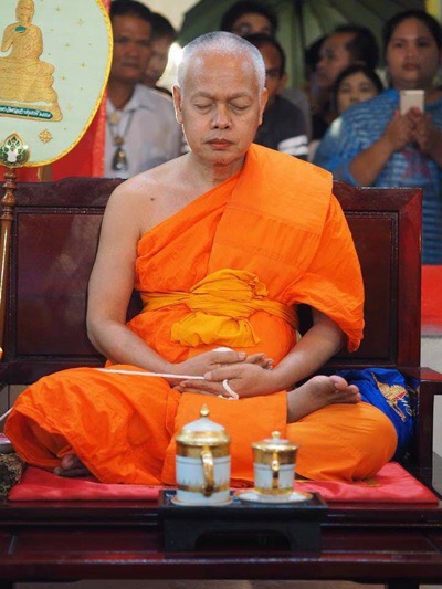 พระบูชา อาแปะ โง้วกิมโคย รุ่นฟ้าประทานพร ขนาด 5 นิ้ว พร้อมกรอบครอบ พิธีดี พิธีใหญ่ เคาะเดียวแดง