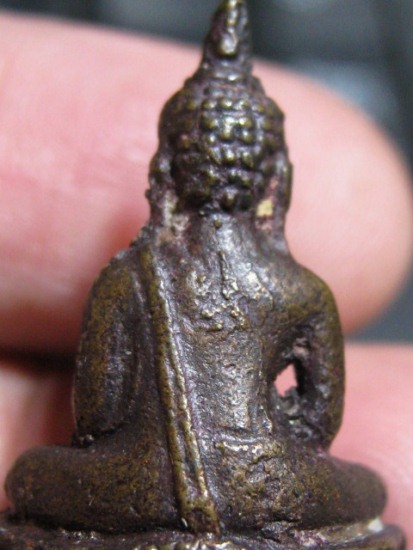 พระกริ่งรักษาดินแดน ปี2513 เนื้อทองเหลือง จ.กรุงเทพฯ ท่านเจ้าคุณนรฯ ปลุกเสก มาพร้อมบัตรรับรองความแท้