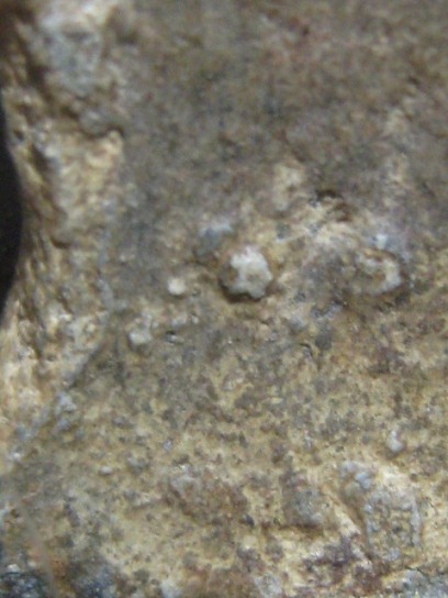 พระปิดตา เนื้อตะกั่วสนิมแดง กรุวัดสุวรรณ จ.อ่างทอง ราคาเบา ๆ อยู่ในเลี่ยม