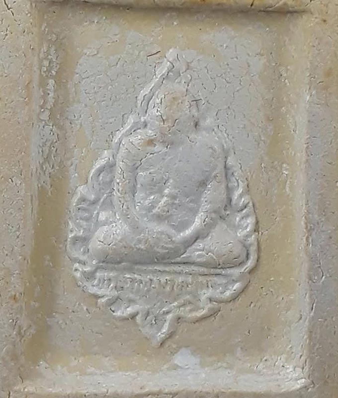 พระคำข้าว(พระมหาลาภ) รุ่น2 พิมพ์พระบาทขีด หลวงพ่อฤาษีลิงดำ วัดท่าซุง จ.อุทัยธานี ปี2534