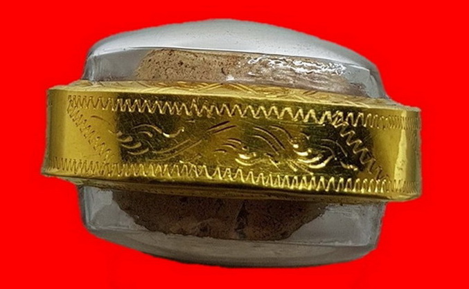 พระคงกรุเก่าเลัยมทงคำแท้( ทองคำยุบเสียรูป) พระไร้อุดซ่อม โพธิ์เด้ง พระบิ่นเดิมจากกรุครับ