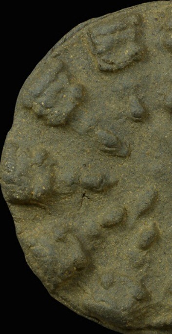 พระงบน้ำอ้อย เนื้อดิน กรุเตาทุเรียง จ.สุโขทัย สภาพสวย