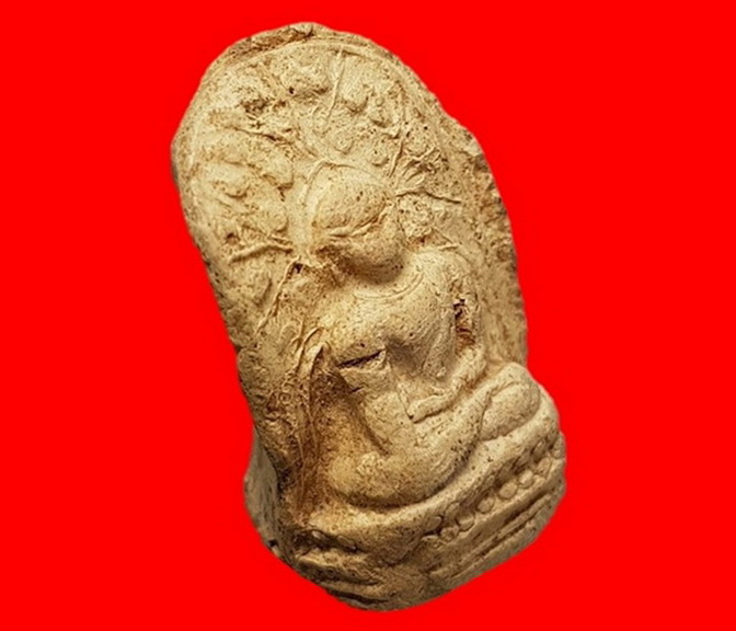 พระคงขาวองค์ล่ำหนา โพธิ์เด้ง กำไลข้อมือและเท้าพอเห็นชัด เม็ดบัวติดชัดมิติคมชัดลึก