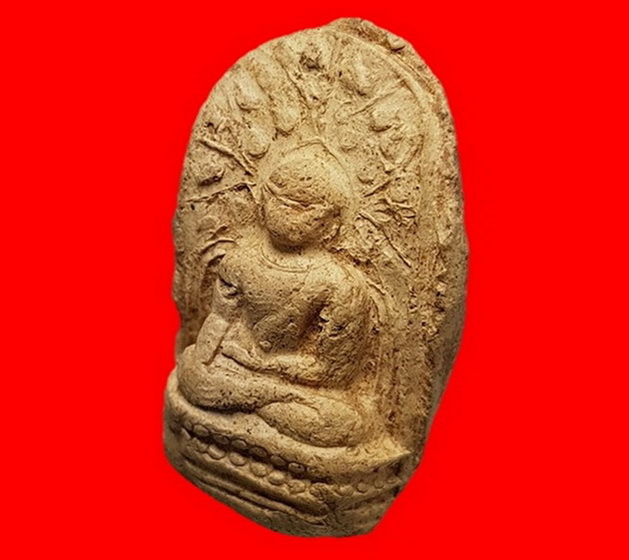 พระคงขาวองค์ล่ำหนา โพธิ์เด้ง กำไลข้อมือและเท้าพอเห็นชัด เม็ดบัวติดชัดมิติคมชัดลึก