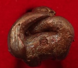 พระปิดตาเขาอ้อ รุ่นบูรณะถ้ำฉัตรทัณฑ์บรรพต ปี 49 เคาะเดียว