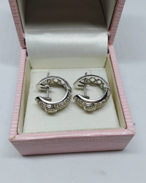 ต่างหูเพชร 1 คู่ สภาพดี ทองคำ นน.5.91 กรัม