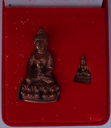 กริ่ง-ชัยวัฒน์ อายุวฑฒโน ลป.เปลื้อง วัดลาดยาว  ปี52 เนื้อนวะ หายากสร้าง 500ชุด ราคาออก4000 เคาะเดียว