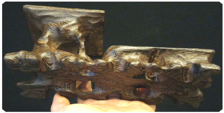 *กี๋หรือฐานไม้ (รากไม้)*