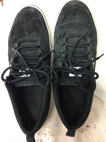 รองเท้า DC เบอร์ 42 ยาว 27 cm ราคาพร้อมจัดส่งครับ