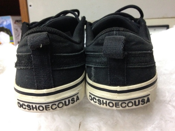 รองเท้า DC เบอร์ 42 ยาว 27 cm ราคาพร้อมจัดส่งครับ