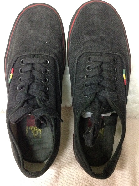 รองเท้า VAN เบอร์ 39 ยาว 25 cm ราคาพร้อมจัดส่งครับ