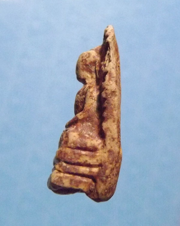 พระรอดกรุหนองตอง(เวียงมะโน)วัดพระเจ้าเหลื้อม อ.หางดง จ.เชียงใหม่