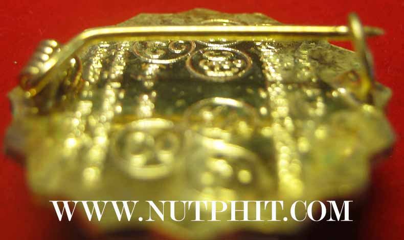 แพ็คคู่เข็มกลัดหลวงพ่อโสธรลงยาแท้เก่าแก่มาตั้งแต่ พ.ศ.๒๕๒๓ กริ๊บยันกล่อง*237