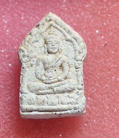 พระขุนแผน หลวงพ่อสาคร รุ่นแรกพิมพ์จิ๋ว เนื้อผงพรายกุมาร ปี2530สภาพสวยครับ