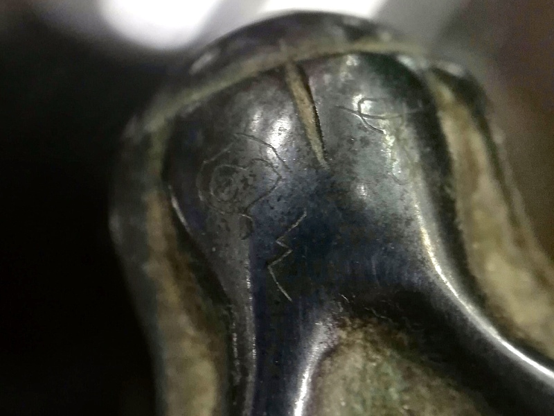 พระปิดตา หลวงปู่จันทร์ วัดบ้านยาง จ.นครปฐม พิมพ์หูกระต่าย เนื้อเมฆพัด