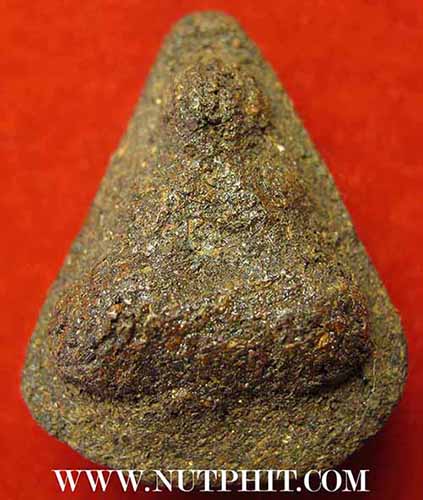 ชุด 3 องค์พระปิดตายุคแรก พิมพ์หยดน้ำ เนื้อเกสรผสมชานหมาก ลพ.คำพัน ปี 16 หายากมาก*216