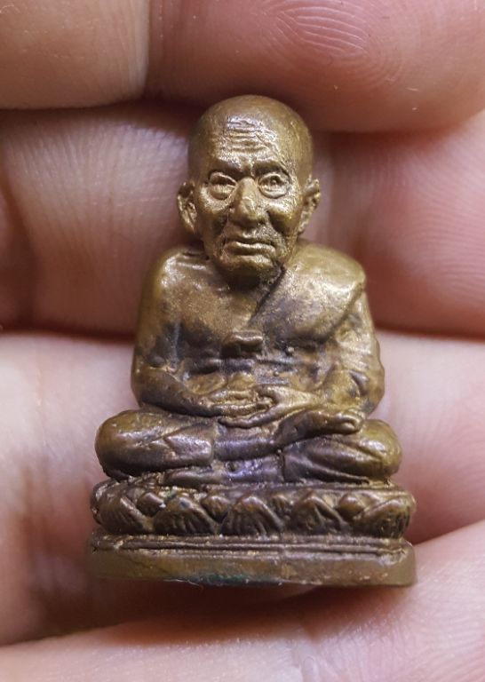 หลวงพ่อทวดเนื้อโลหะผสม รุ่นเสิ่นเจิ้น วัดสะบ้าย้อย ปี 2539