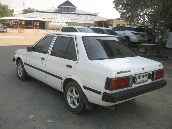 NISSAN SUNNY B-11 เคาะแรกแดง
