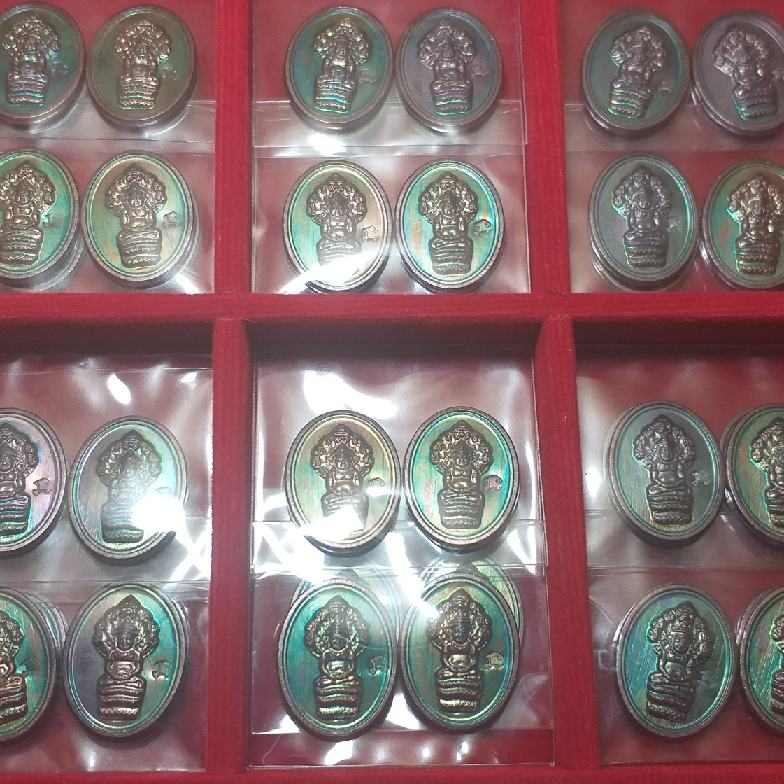 (( เคาะเดียว..แดง ))เหรียญแจก ในพิธี ปลุกเสกเหรียญนาคปรก ไตรมาส หลวงพ่อสาคร วัดหนองกรับปี 51 