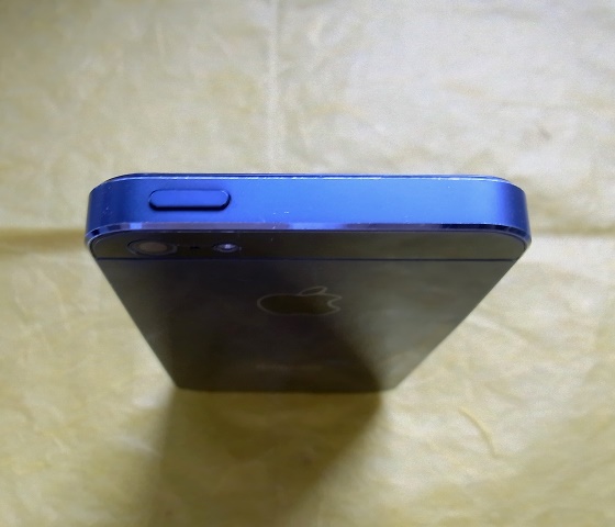   iPhone 5 (สีดำ) ไม่ติดล็อค