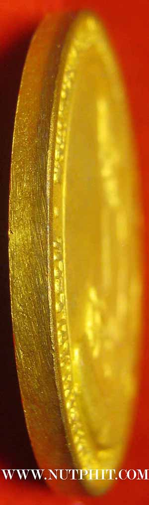 เหรียญในหลวงรัชกาลที่ ๙ พระราชทานรัฐธรรมนูญ ๒๕๔๐*277