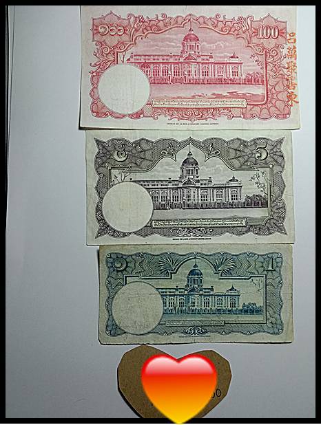 ขายธนบัตร ร. ๙ (โทมัส)หน้าหนุ่มลายน้ำพาน จำนวน๓ฉบับราคา ๑๐๐/ ๕ /๑ บาทผ่านใช้งานสภาพยังสวย 