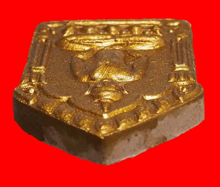 พระขุนแผนพรายกุมาร ปี46 เนื้อชมพู ตะกรุดเงินคู่ สวยงามตามภาพครับท่าน