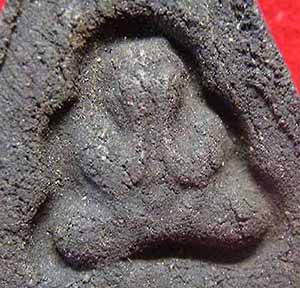 พระปิดตาหลวงปู่เฮี้ยง วัดป่าฯ พิมพ์ซุ้มเถาวัลย์สองหน้า(นิยม+หายาก)+บัตรรับรองพระแท้*110