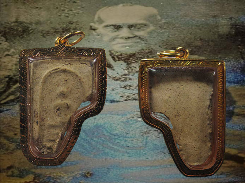 สมเด็จพระพุทธบาทปิลันทน์ปรกโพธิ์เล็ก ครอบแก้ว หม่อมเจ้าสมเด็จพระพุฒาจารย์ (ทัต เสนีย์วงศ์) เนื้อขาว