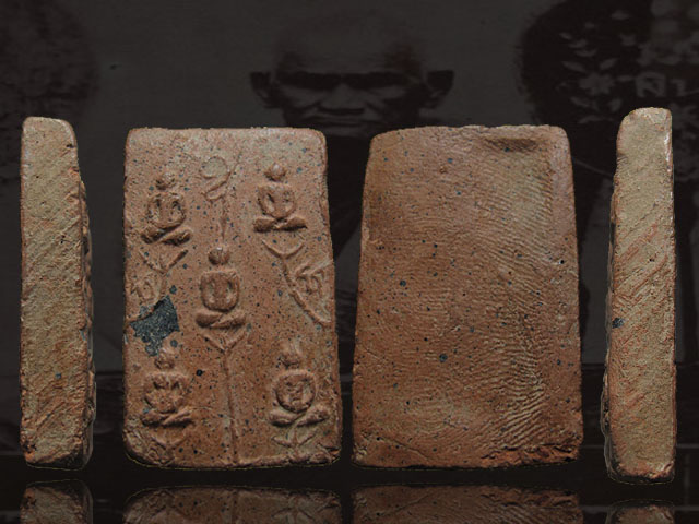 พระเจ้าห้าพระองค์ หลวงพ่อเงิน กรุวัดบางคลาน จ.พิจิตร เนื้อดิน บัตรรับรอง