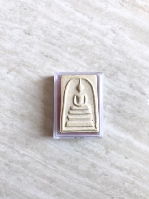 สมเด็จพุฒาจารย์ (โต พรหมรังสี) วัดใหม่อมตรส บางขุนพรหม กรุงเทพฯ เนื้อผงพิมพ์ใหญ่พิเศษ(จัมโบ้) ปี2539