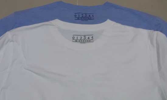 T-shirt GIORDANO ของแท้ size L 2ตัว แถม เสื้อของ PIT BULL size L..สภาพดีทุกตัว ไม่ขาดไม่ย้วย