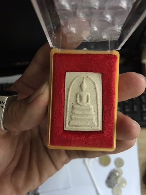 สมเด็จพุฒาจารย์ (โต พรหมรังสี)อนุสรณ์ฯ122ปี วัดระฆังโฆสิตาราม กรุงเทพฯ เนื้อผงพิมพ์ใหญ่ จุดฐานล่าง