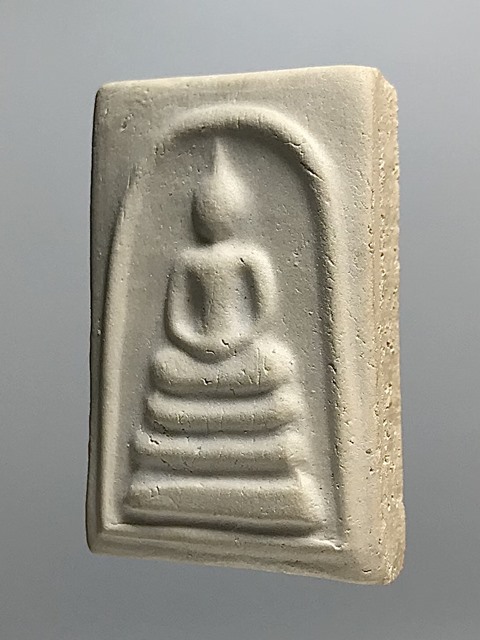 สมเด็จพุฒาจารย์ (โต พรหมรังสี) วัดใหม่อมตรส กรุงเทพฯ เนื้อผงพิมพ์เจดีย์ ปี2539 พร้อมกล่องวัดเดิม