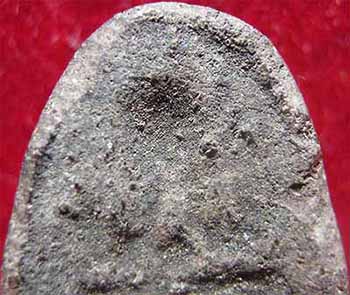 พระปิดตาหลวงปู่เฮี้ยง วัดป่าฯ พ.ศ.๒๕๐๘ พิมพ์ปีกกว้างหลังแบบ+บัตรรับรองพระแท้*210