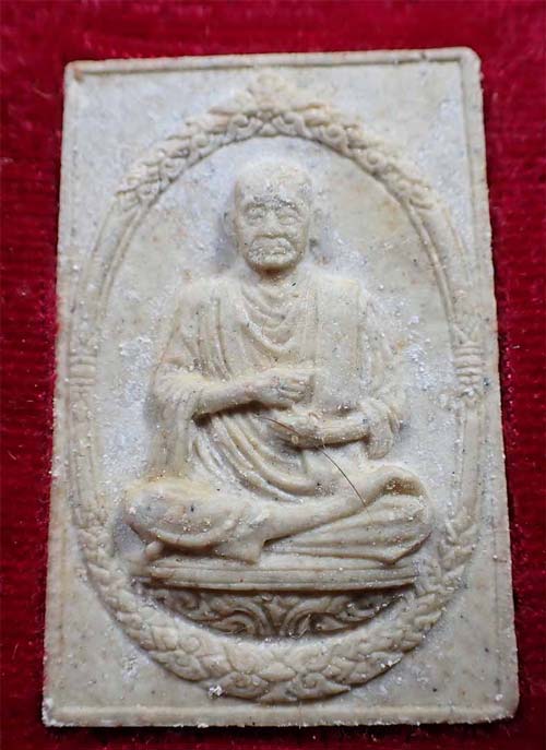 สมเด็จวัดระฆังโฆสิตาราม ๑๑๘ ปี สวยกริ๊บยันกล่องครบชุด ๕ องค์ครับ*226