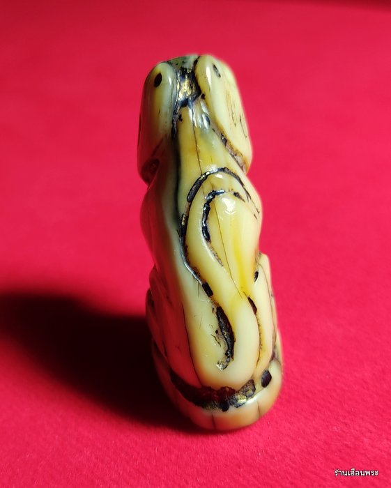 เขี้ยวเสือแกะศิลป์หลวงพ่อปาน วัดบางเหี้ย พิมพ์อ้าปาก จ.สมุทรปราการ