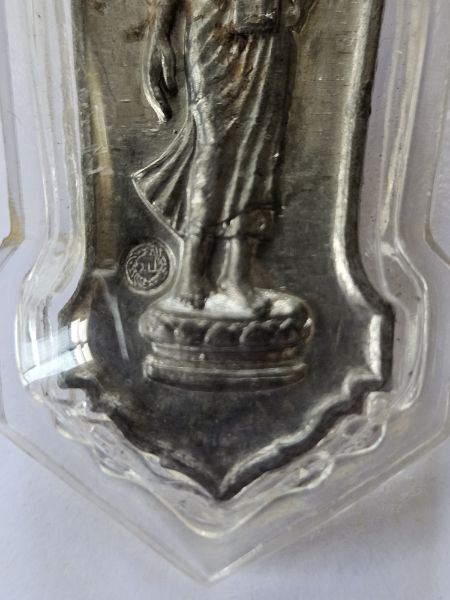 พระพุทธ 25 ศตวรรษ เนื้อชิน กรุวัดป่าประดู่