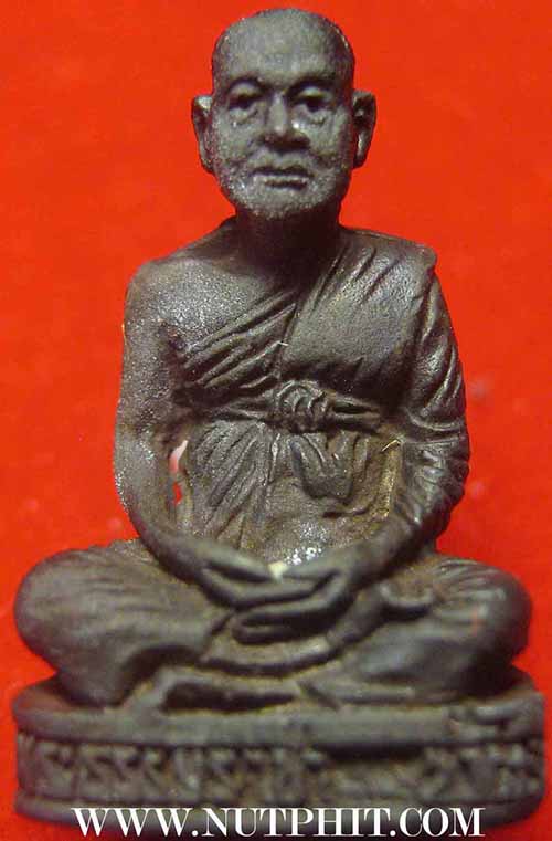 ชุด 9 องค์ พระธาตุพนม สวยกริ๊บ(แท้เก่าแก่มาตั้งแต่ปี ๒๕๒๐)*75