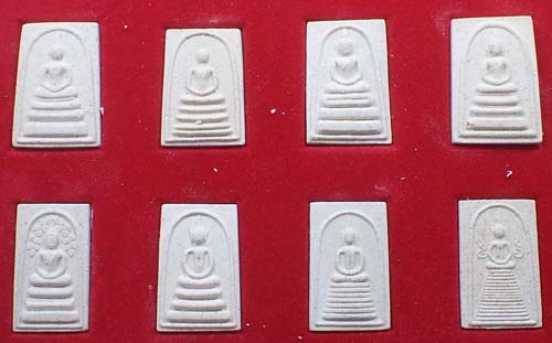 พระสมเด็จชุดใหญ่ ๑๔ องค์ วัดพนัญเชิงวรวิหาร อยุธยา พ.ศ.๒๕๓๙*146