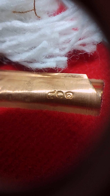 แพ็คคู่ครับ เก็บไว้ช่วงแรกๆปี64 ผ้ายันต์รุ่นแรกเฮงชนะจนปั้มตราวัด จัดไปพร้อม ตะกรุดปั้มหัวใจเศรษฐ๊