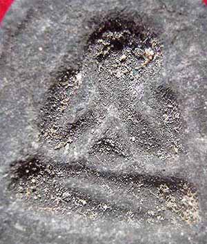 พระปิดตาหลวงปู่เฮี้ยง วัดป่าฯ พ.ศ.๒๕๐๘ พิมพ์ปีกกว้างหลังแบบ+บัตรรับรองพระแท้*85