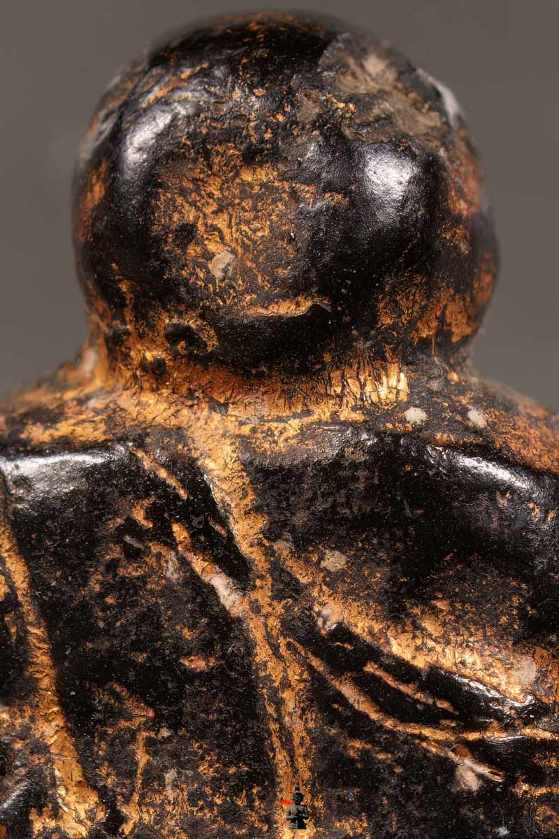 หลวงพ่อแก้วปากทะเล