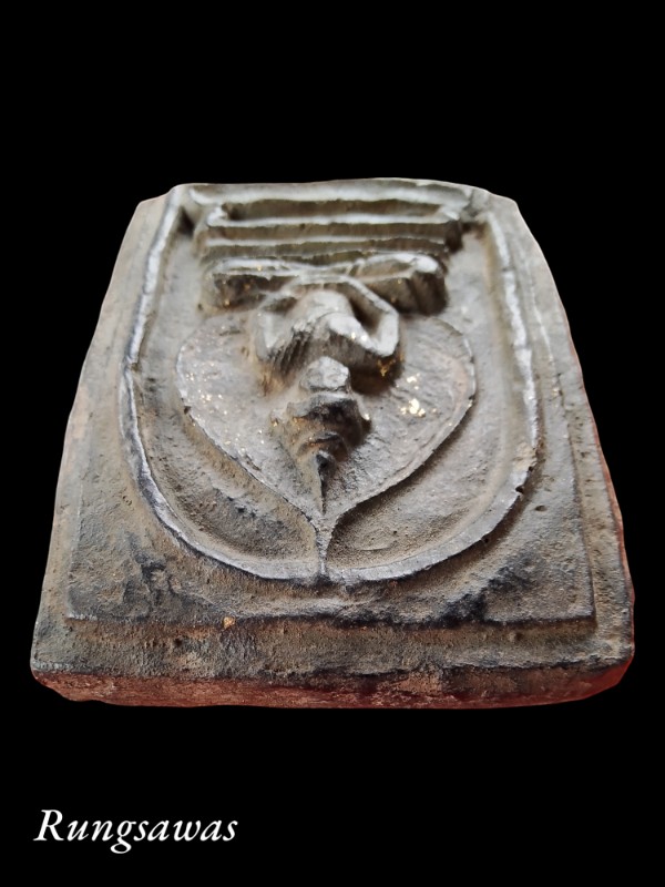 สมเด็จพระพุทโธ ขนาดบูชา หลวงพ่อสุพจน์ วัดสุทัศน์ ปี 2484 ทารักเก่า สูง 11 เซน กว้าง 8  เซน สวยเดิม  