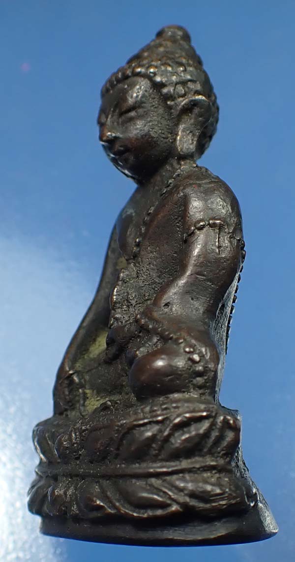 พระกริ่งบัวบาน อาจารย์นอง วัดทรายขาว นวโลหะสวยกริ๊บ+บัตรรับรองพระแท้*176