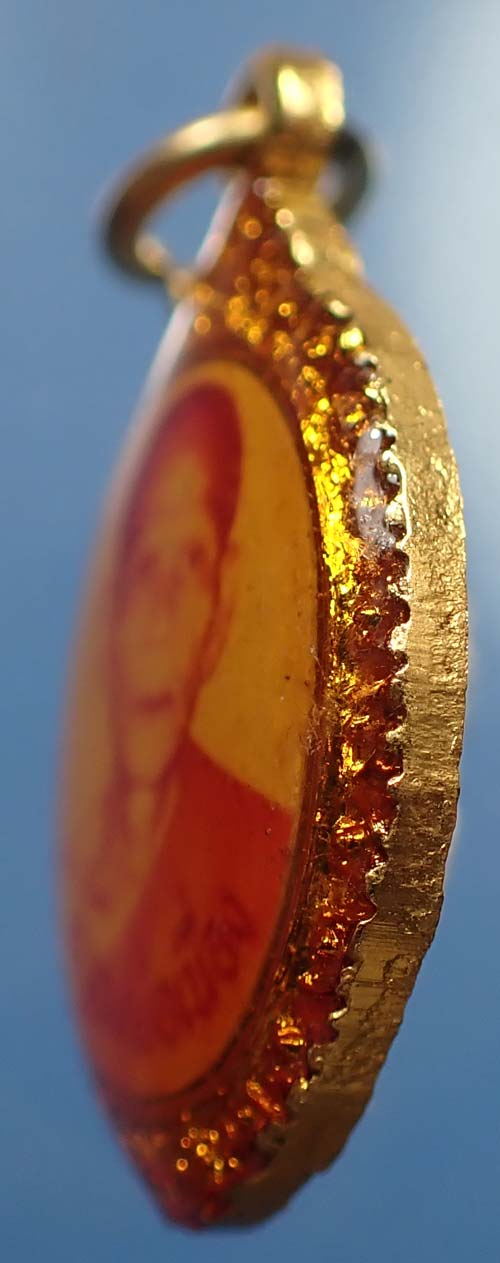 ขายขาดทุน!!!ล็อกเกตหลวงพ่อเนื่อง วัดจุฬามณี แท้เก่าแก่มาตั้งแต่ปี พ.ศ.๒๕๒๕+บัตรรับรองพระแท้*210