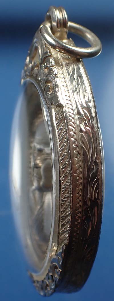 เหรียญหลวงปู่ชา วัดหนองป่าพง เนื้อเงิน+เลี่ยมเงินแท้ สภาพแชมป์ประเทศไทย+บัตรรับรองพระแท้*66