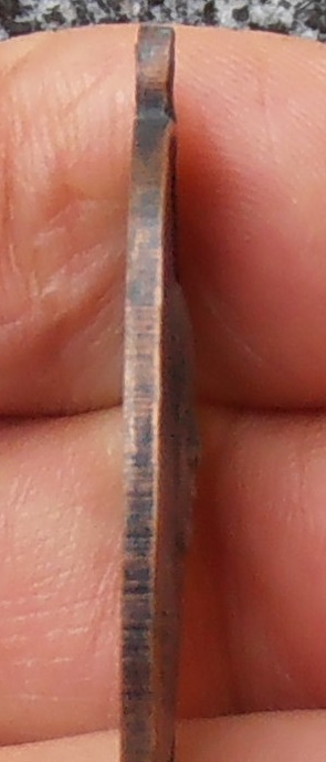 เหรียญหลวงพ่อแดง วัดเขาบันไดอิฐ เพชรบุรี (รุ่น๒)