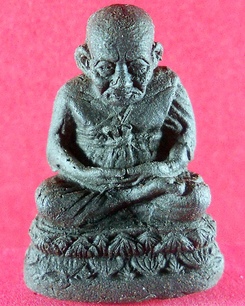 หลวงปู่ทวด(ฝังตะกรุดเงิน) รุ่นทองพันชั่ง ปลุกเสกเดี่ยวเต็ม ๑ไตรมาส โดย อ.นอง วัดทรายขาว...ปี๒๕๔๑